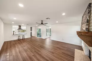 15826 Stonehaven Dr, Houston, TX 77059 - Photo 20