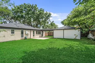 15826 Stonehaven Dr, Houston, TX 77059 - Photo 24