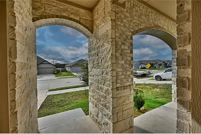 1010 Fannin Street, Brenham, TX 77833 - Photo 4