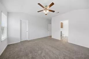 1010 Fannin St, Brenham, TX 77833 - Photo 12
