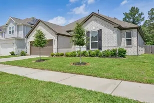 13207 Westmont Heights Ln, Houston, TX 77044 - Photo 2