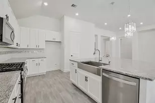 13207 Westmont Heights Ln, Houston, TX 77044 - Photo 14