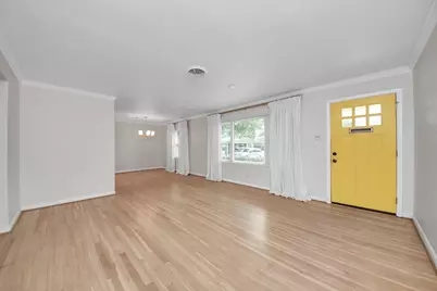 6403 Waltway Drive, Houston, TX 77008 - Photo 16