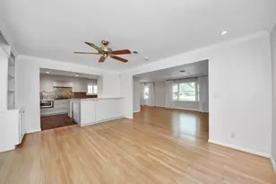 6403 Waltway Dr, Houston, TX 77008 - Photo 20
