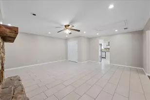 15443 San Jacinto St, Hamshire, TX 77622 - Photo 12