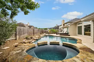 1264 Deerbrook Dr, Sugar Land, TX 77479 - Photo 28