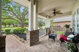 1264 Deerbrook Dr, Sugar Land, TX 77479 - Photo 4