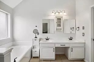 1264 Deerbrook Dr, Sugar Land, TX 77479 - Photo 20
