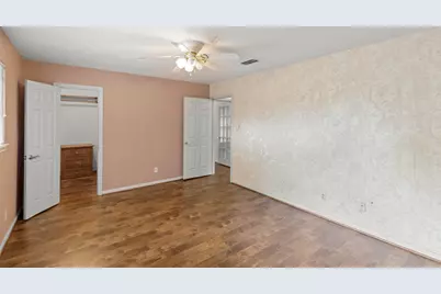 9106 Sharpview Drive, Houston, TX 77036 - Photo 16