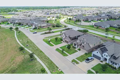 2409 Lake Mist Drive, Texas City, TX 77568 - Photo 40