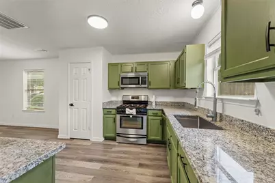 11722 Sandy Stream Drive, Tomball, TX 77375 - Photo 14