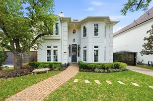 4923 Palmetto St, Bellaire, TX 77401 - Photo 1