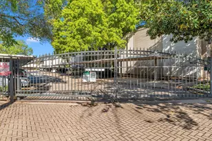 1100 Augusta Dr, Houston, TX 77057 - Photo 42