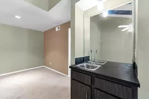 1100 Augusta Dr, Houston, TX 77057 - Photo 18