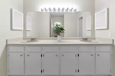 1100 Augusta Drive #64, Houston, TX 77057 - Photo 30
