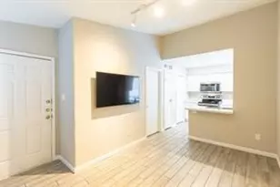 3900 Woodchase Dr, Houston, TX 77042 - Photo 4