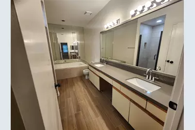 3130 Holly Hall Street #3130, Houston, TX 77054 - Photo 10