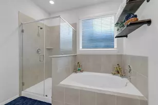 12806 N Winding Pines Dr, Tomball, TX 77375 - Photo 24