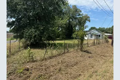 410 Montgomery Street, Navasota, TX 77868 - Photo 6