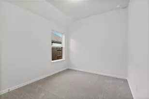 839 Timber Hts Dr, Dayton, TX 77535 - Photo 8