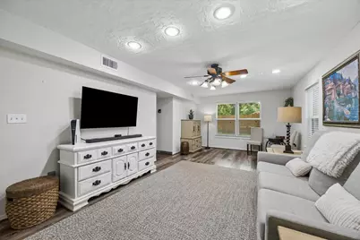 10765 Champion Forest Road, Conroe, TX 77303 - Photo 16