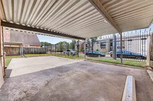 7700 Creekbend Dr, Houston, TX 77071 - Photo 36