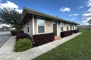 507 Houston St, Rosenberg, TX 77471 - Photo 2