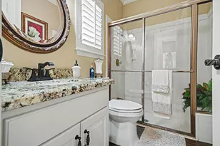 315 Oakview Cir, El Lago, TX 77586 - Photo 10
