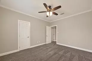 51 English Oak Ct, Lake Jackson, TX 77566 - Photo 24