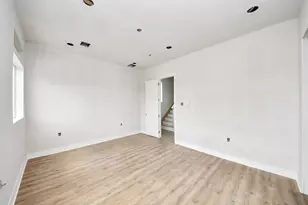 1703 Orr St, Houston, TX 77009 - Photo 36