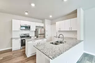 9756-9760 Grosbeak Ln, Magnolia, TX 77354 - Photo 4