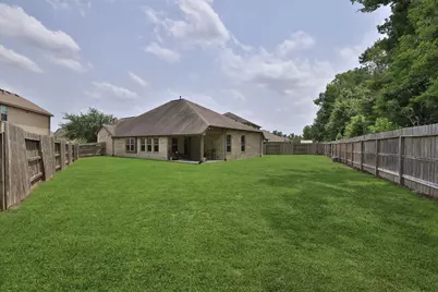 18802 Rosewood Terrace Drive, New Caney, TX 77357 - Photo 36