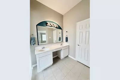 13822 Parkers Cove Court, Houston, TX 77044 - Photo 22