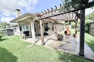13822 Parkers Cove Ct, Houston, TX 77044 - Photo 4
