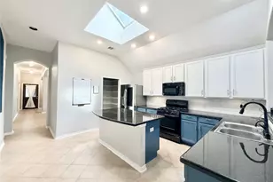 13822 Parkers Cove Ct, Houston, TX 77044 - Photo 6