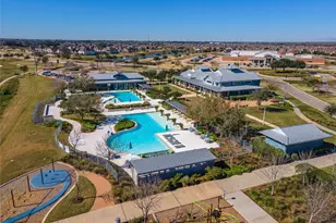 2010 Southern Landings Dr, Manvel, TX 77583 - Photo 50