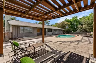 15319 Diana Ln, Houston, TX 77062 - Photo 36