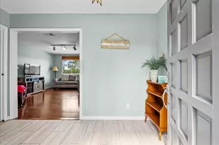 15319 Diana Ln, Houston, TX 77062 - Photo 6