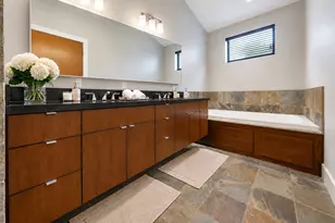 1043 Bonner St, Houston, TX 77007 - Photo 10