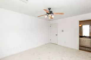 2729 Lighthouse Dr, Houston, TX 77058 - Photo 24