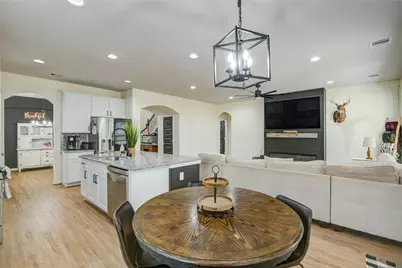 5312 Latigo Court, Alvin, TX 77511 - Photo 10