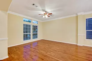 4907 Elmwood Ct, Baytown, TX 77521 - Photo 6