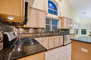 4907 Elmwood Ct, Baytown, TX 77521 - Photo 20