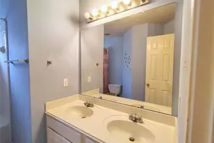 818 Presley Way Way, Sugar Land, TX 77479 - Photo 14