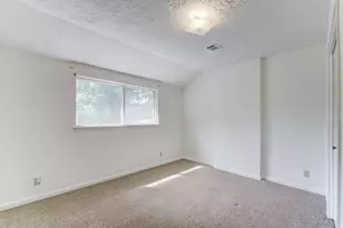 3334 Spring Valley Rd, Houston, TX 77080 - Photo 32