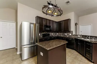 9957 Yearling Place, Conroe, TX 77385 - Photo 8