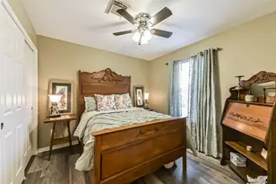 4415 Park Trail Ln, Pasadena, TX 77505 - Photo 18