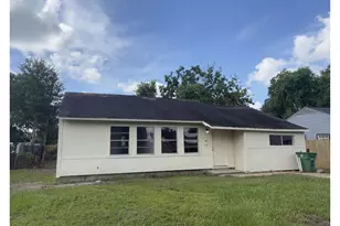 5934 Southtown St, Houston, TX 77033 - Photo 2