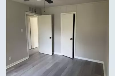 5934 Southtown Street, Houston, TX 77033 - Photo 16