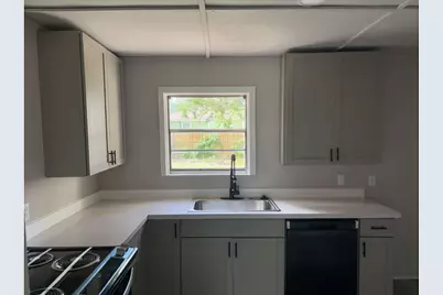 5934 Southtown Street, Houston, TX 77033 - Photo 6